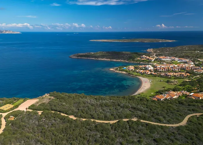 Porto Cervo Cala Del Faro, Con Giardino E Rooftop ヴィラ Capo Ferro